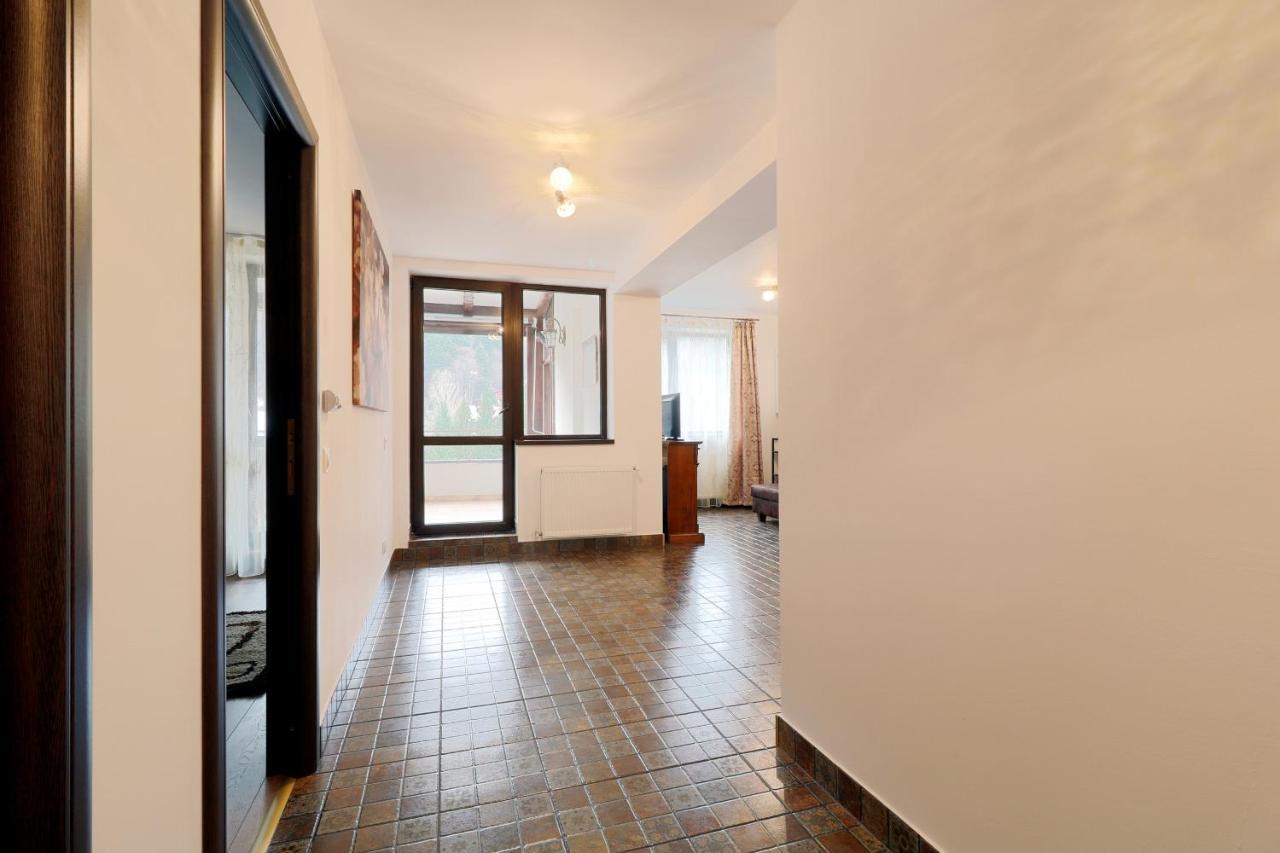 סינאיה Sofia Apartment מראה חיצוני תמונה