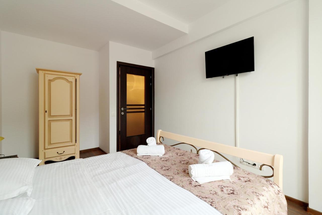 סינאיה Sofia Apartment מראה חיצוני תמונה