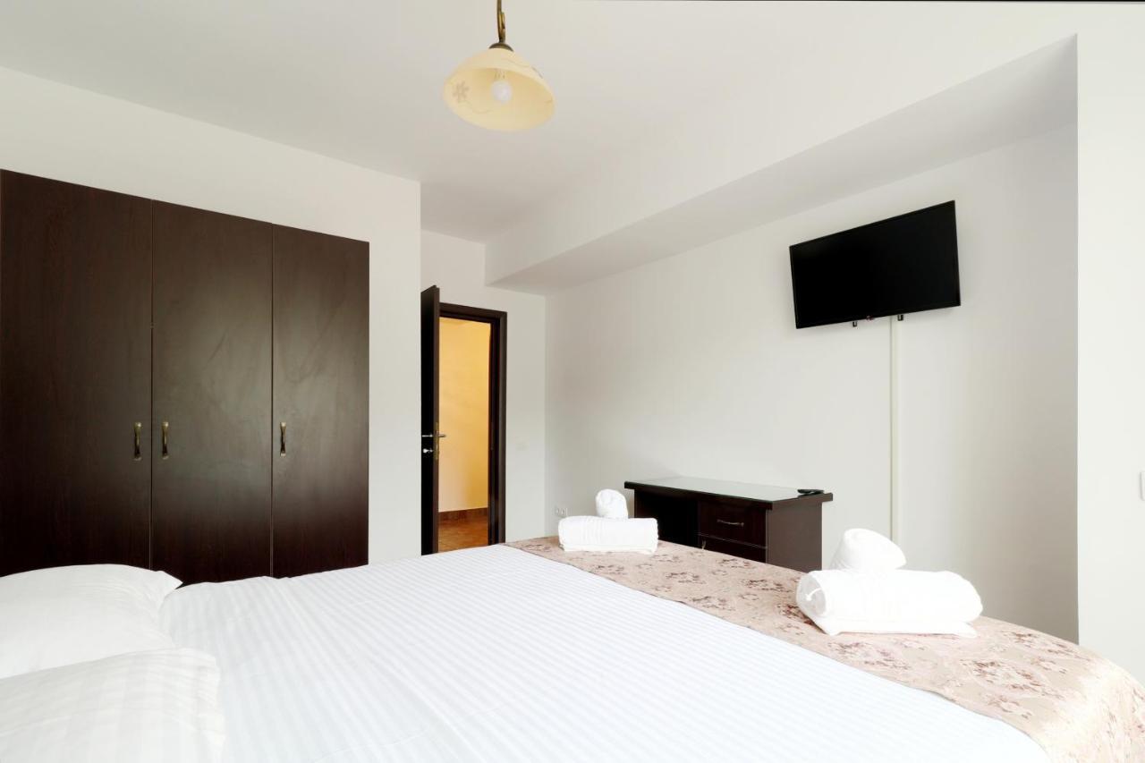 סינאיה Sofia Apartment מראה חיצוני תמונה