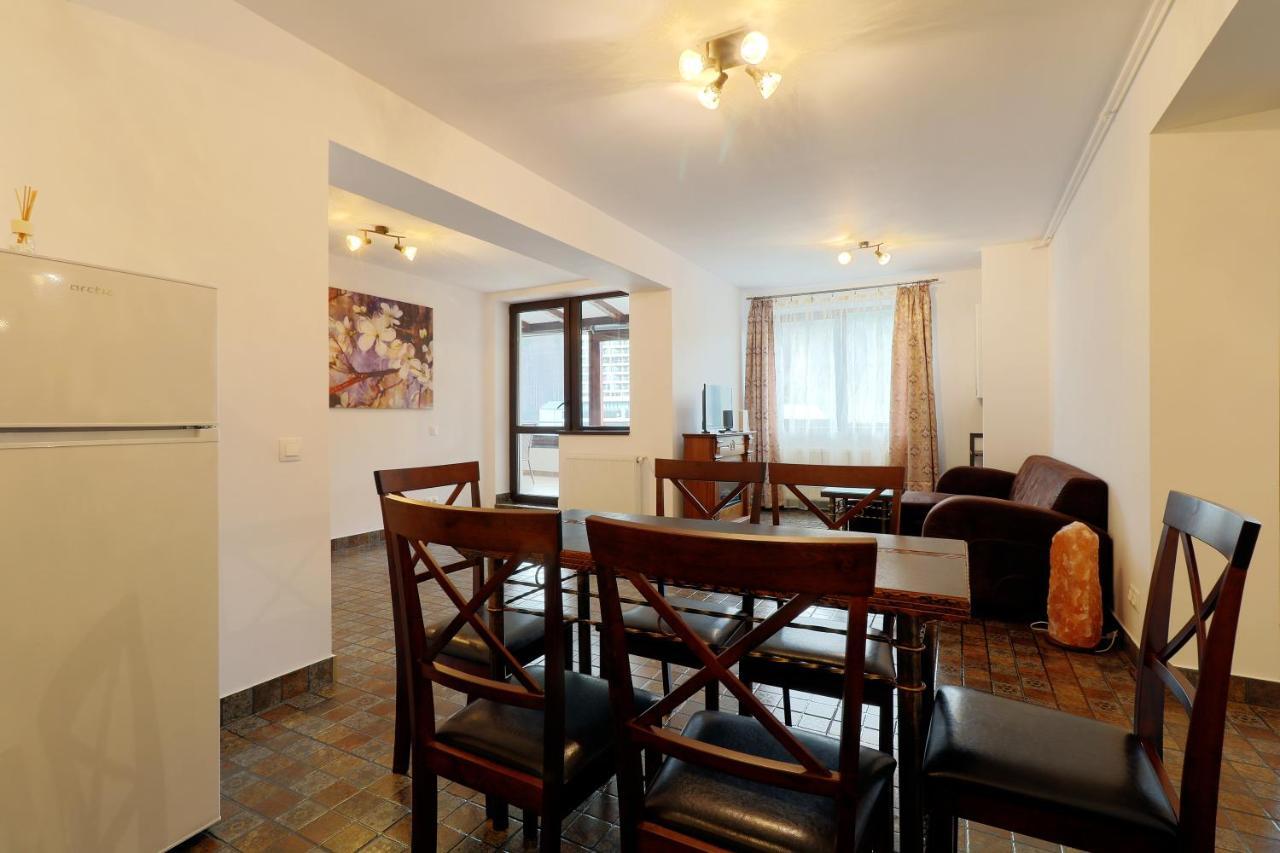 סינאיה Sofia Apartment מראה חיצוני תמונה